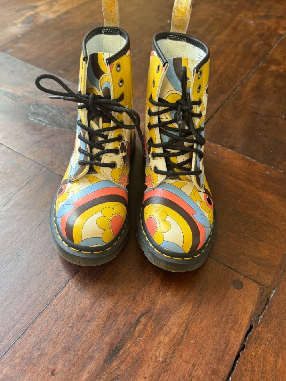 Retro Psychedelic Dr. Martens Vegan 1460 Boots EU 36 US 5 Floral Mod Groovy - Picture 3 of 11
